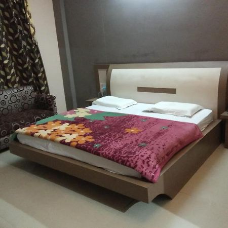Hotel Shakuntala 카트라 외부 사진