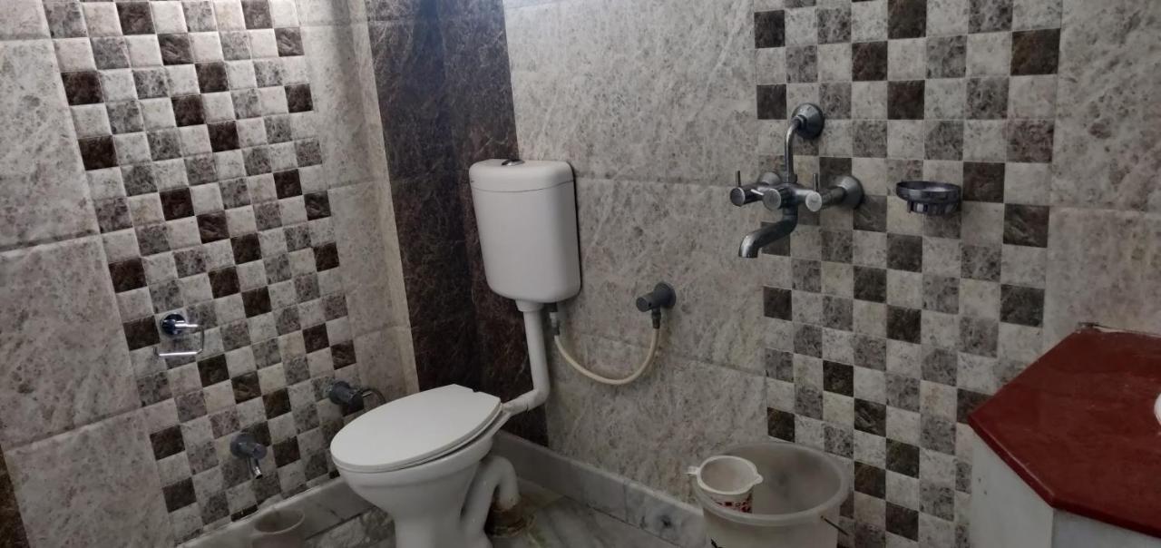 Hotel Shakuntala 카트라 외부 사진