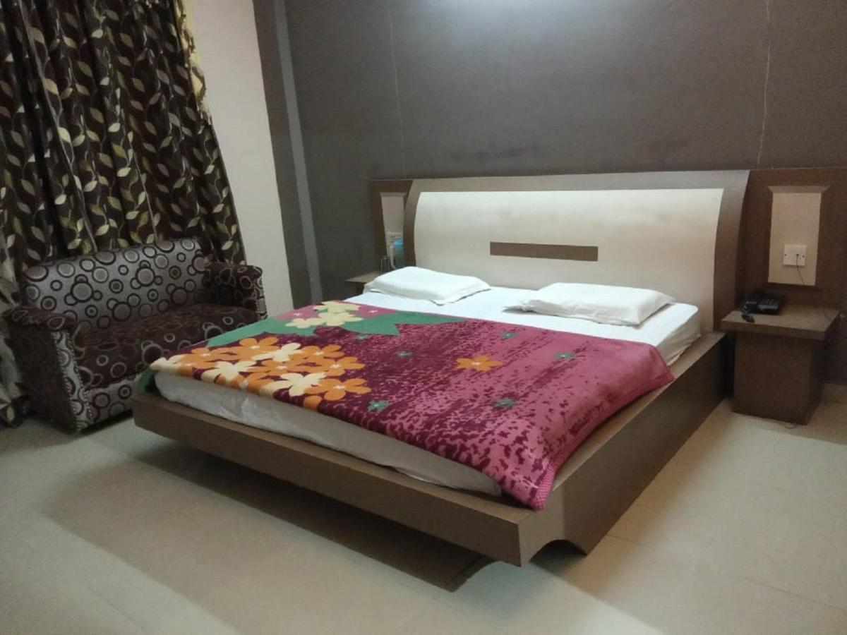 Hotel Shakuntala 카트라 외부 사진