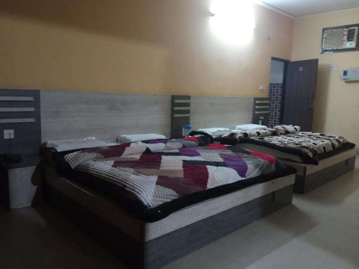 Hotel Shakuntala 카트라 외부 사진
